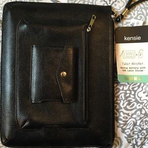 Tablet Wristlet